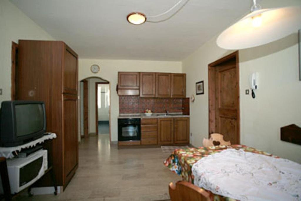 Ferienwohnung Villetta Panorama Canazei Zimmer foto